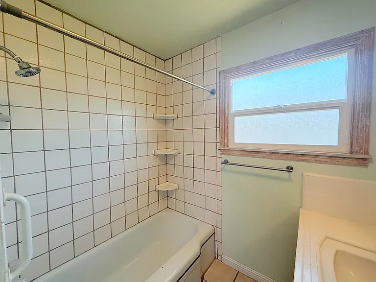 3021 Oleander Ave — Photo 13