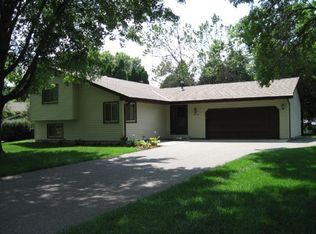 6933 Crest Dr, Maple Grove, MN 55311