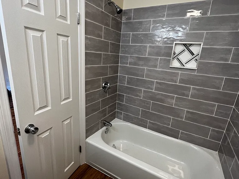 895 Huntington Ave #3 — Photo 7