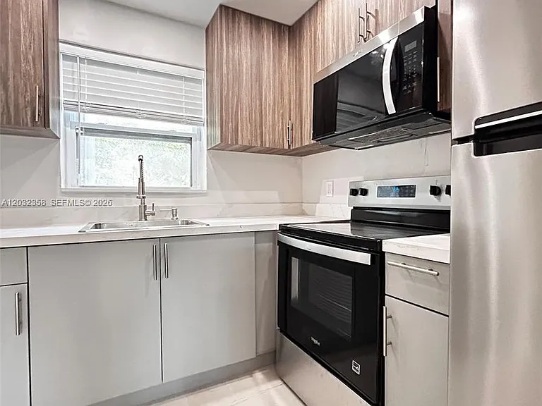 1301 N 12th Ct #10A — Photo 1