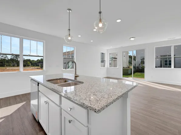 32 Serpens Dr #220, Angier, NC 27501