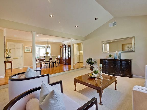 3rd image of 21413 Shannon Ct