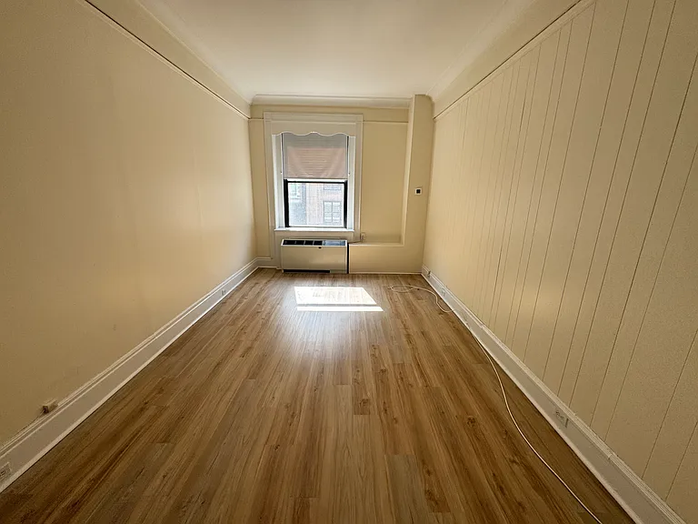 Boylston St — Photo 10