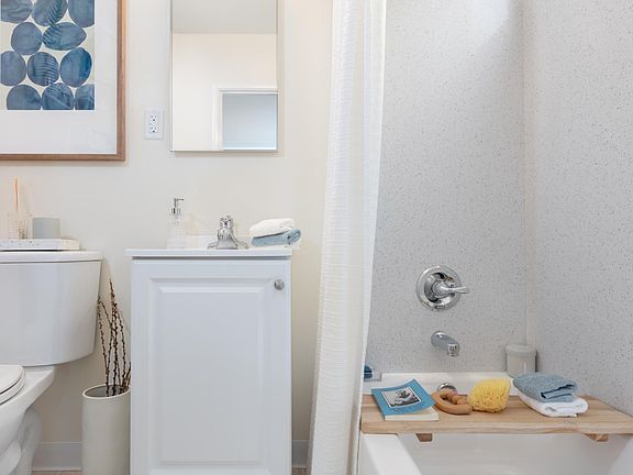 4th image of 333 Park Plaza Dr #6ac98f193