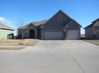 4233 N 176th St, Omaha, NE 68116