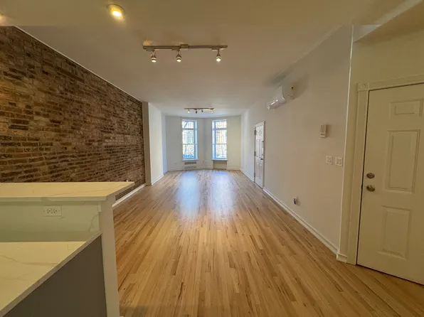724 President St APT 1, Brooklyn, NY 11215