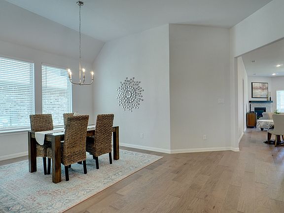 5th image of 11116 Aspen Leaf Dr