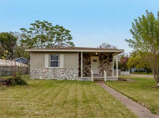 709 11th St N, Texas City, TX 77590
