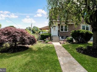 299 N Bishop Ave, Clifton Heights, PA 19018