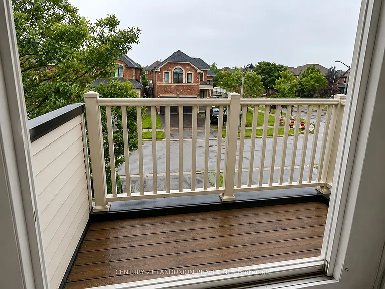 2238 Gladacres Ln — Photo 21