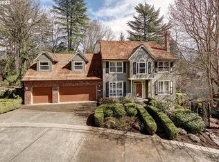 5516 SW Hamilton St, Portland, OR 97221