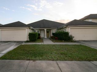 8579 Julia Marie Cir, Jacksonville, FL 32210