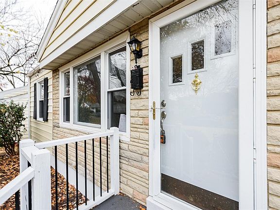 3rd image of 10337 Saint Matthew Ln