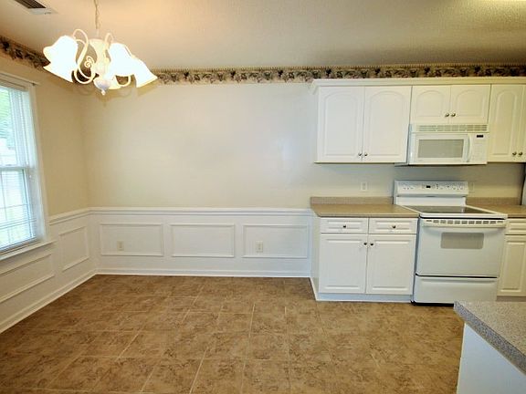 Kitchen with Breakfast Nook