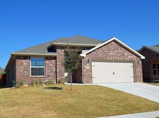 6524 Chalk River Dr, Fort Worth, TX 76179