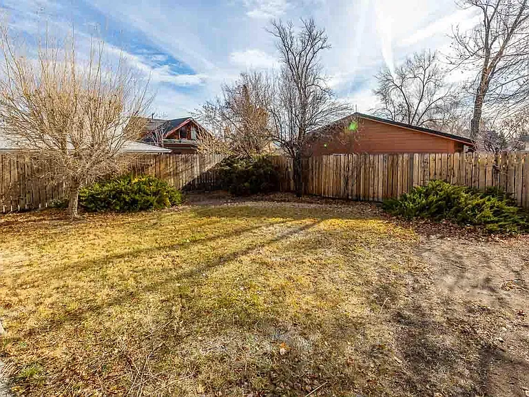 1216 Gordon Ave — Photo 13