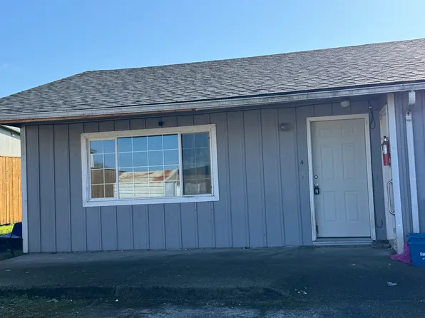 349 40th St #3, Springfield, OR 97478