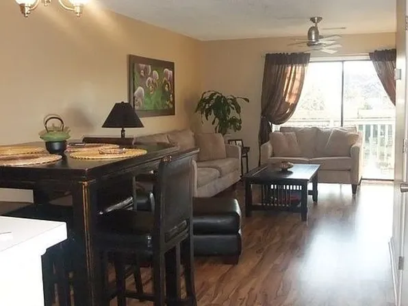 8483 Yadkin Cir APT J, Charleston, SC 29406