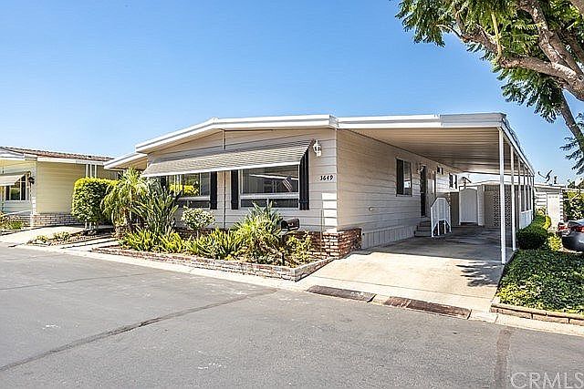 1st image of 3649 Lake Grove Dr #36