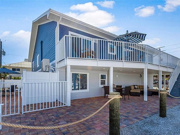 2nd image of 3725 Estero Blvd