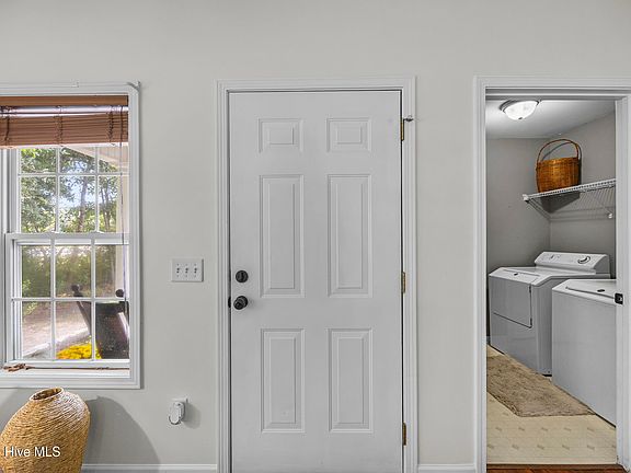 5th image of 2731 Country Club Drive