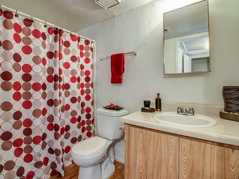 The Quails Apartments — Photo 18