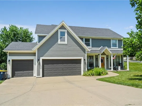 8200 NW 80th Ter, Kansas City, MO 64152