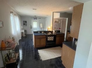 910 Barbara Ln, Jacksonville Beach, FL 32250