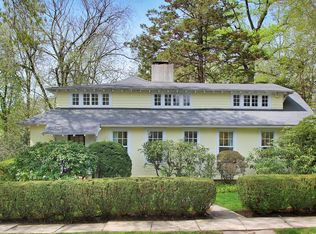 76 Pine Brook Dr, Larchmont, NY 10538