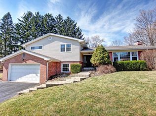 990 Greenway Dr, Dayton, OH 45434