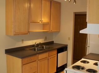 3921 Valley View Dr N APT 101, Eagan, MN 55122