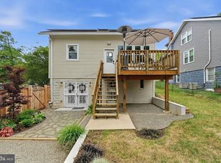 2211 R St SE #B1, Washington, DC 20020