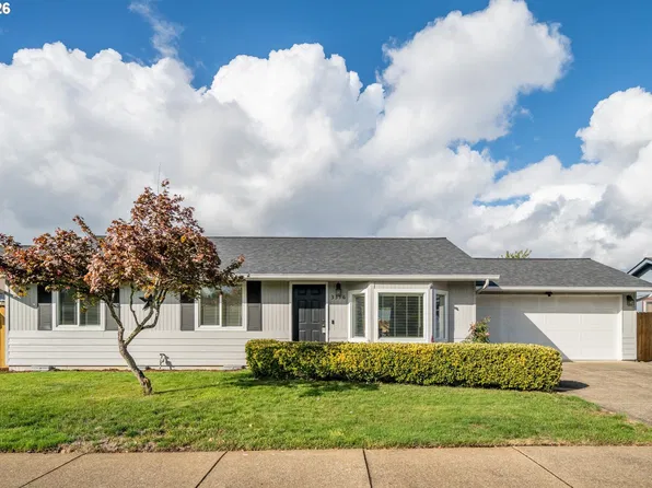 3316 Redwood Dr, Springfield, OR 97478