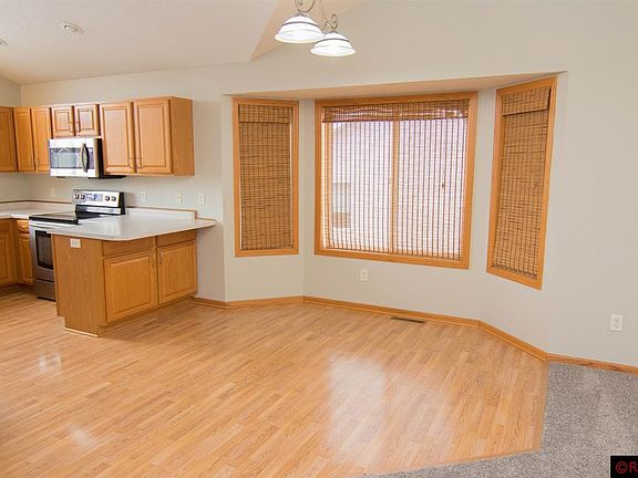 5th image of 112 Gambrelle Ct