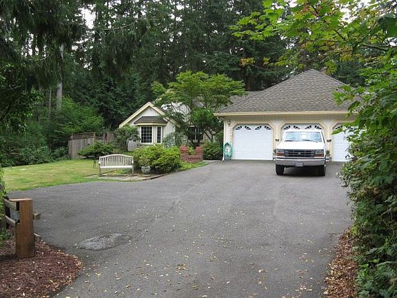 3rd image of 23911 NE 75th St