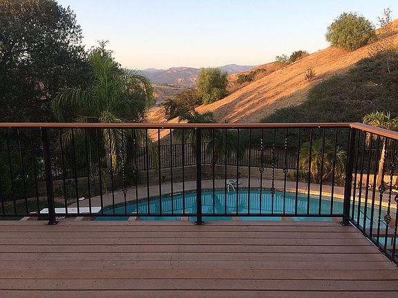 Deck off master bedroom