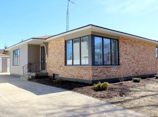 1541 17th Ave, Kenosha, WI 53140