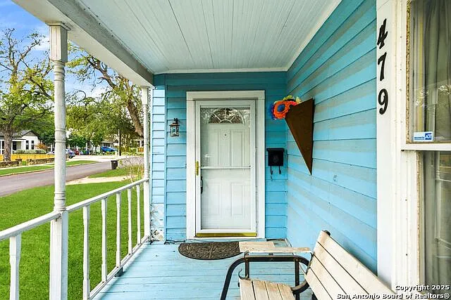 479 E Magnolia Ave — Photo 4