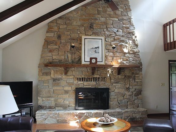 4th image of 76 Lake Shore Ct