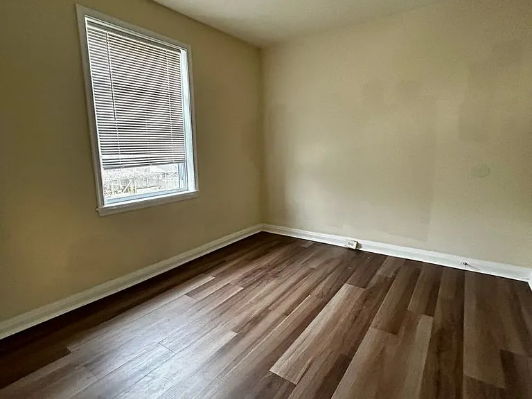 7525 Lange St #A — Photo 5