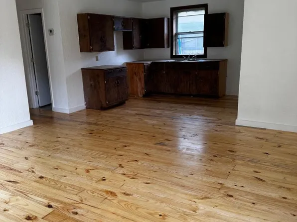 3325 Us Highway 190 W, Livingston, TX 77351
