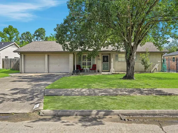 1114 Curtin St, Houston, TX 77018