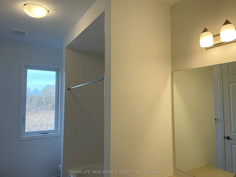 703 Lamb St E — Photo 11