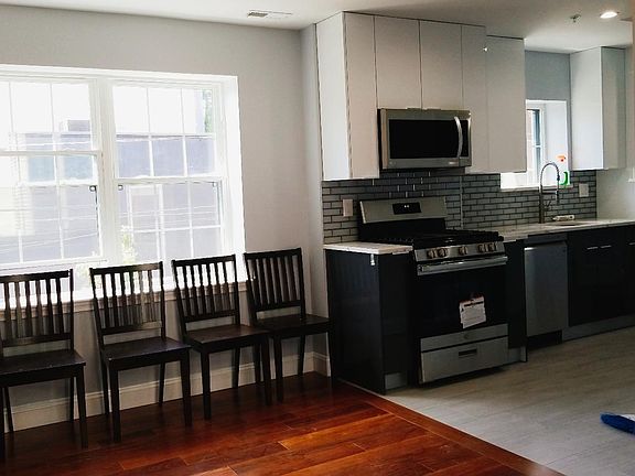 5th image of 613 S Clarion St #2A