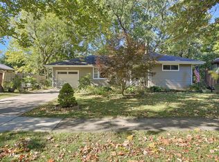 2007 Cureton Dr, Urbana, IL