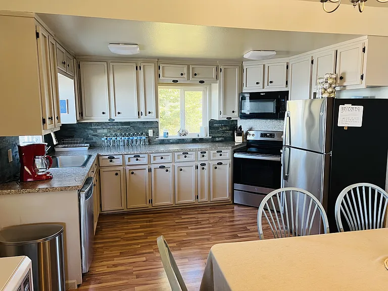 23031 Cohoe Loop Rd — Photo 2