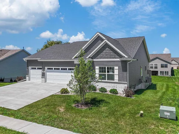 1708 Conor Ct, Clinton, IA 52732