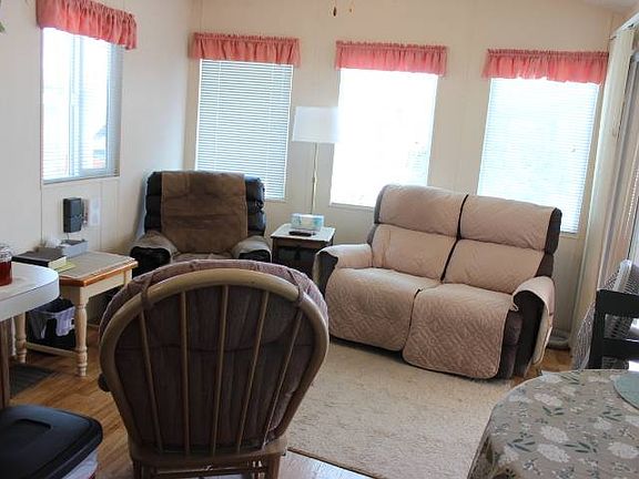3rd image of 702 S Meridian Rd #1078