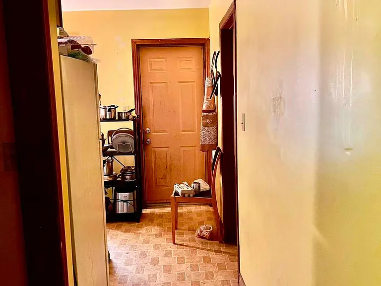 182 Josephine Ave — Photo 10