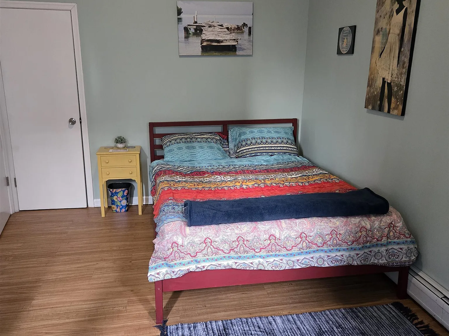 2 bed, 1.0 bath, 900 sqft, $2,090 — Photo 2